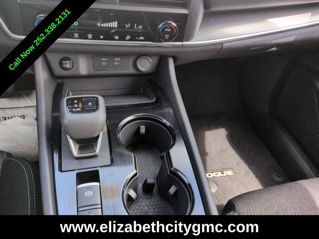 Used 2025 Nissan Rogue SV FWD image 15
