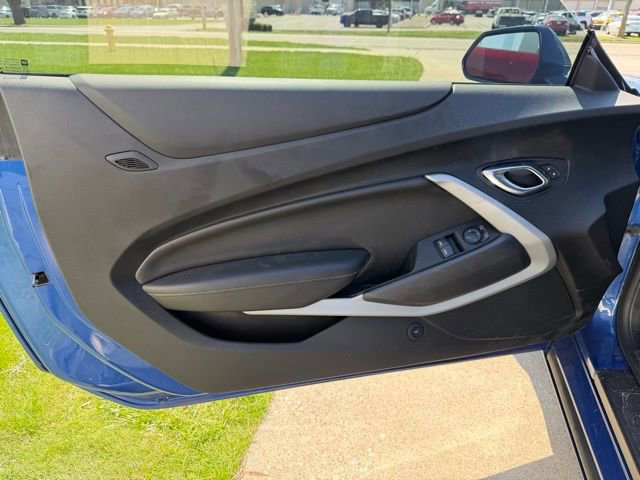Used 2019 Chevrolet Camaro SS image 11
