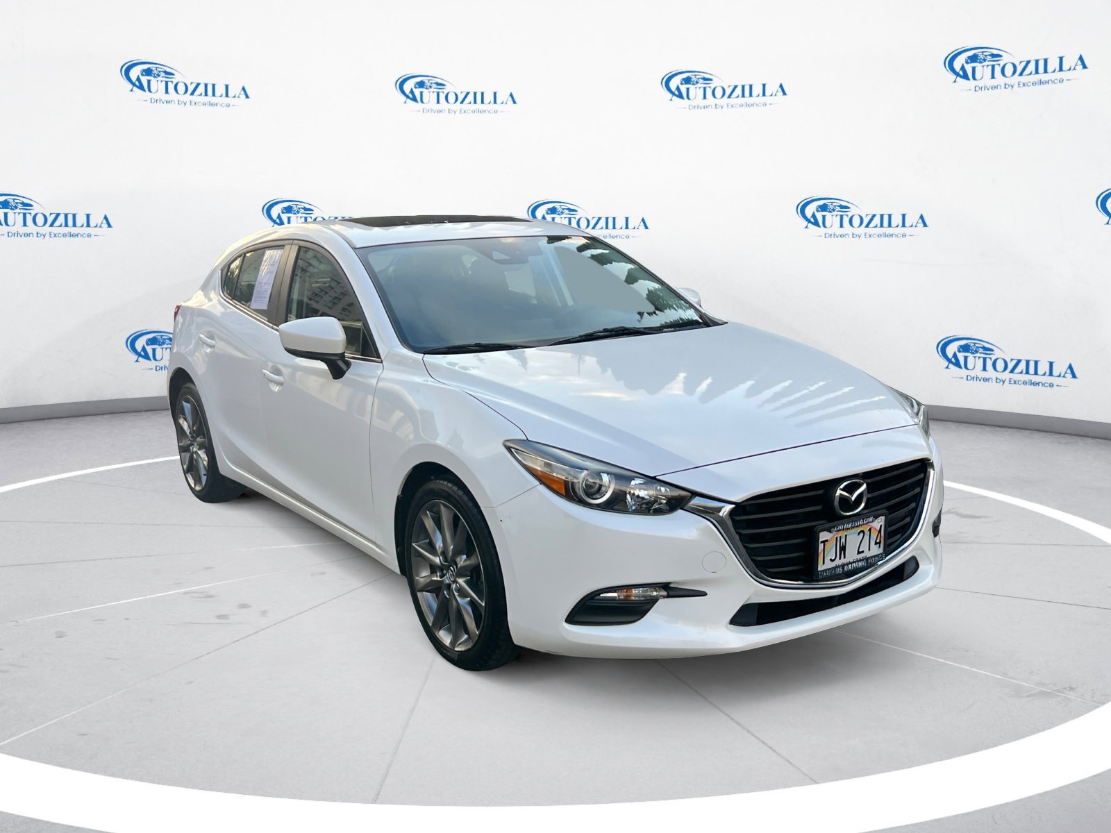 Used 2018 MAZDA MAZDA3 Touring image 7