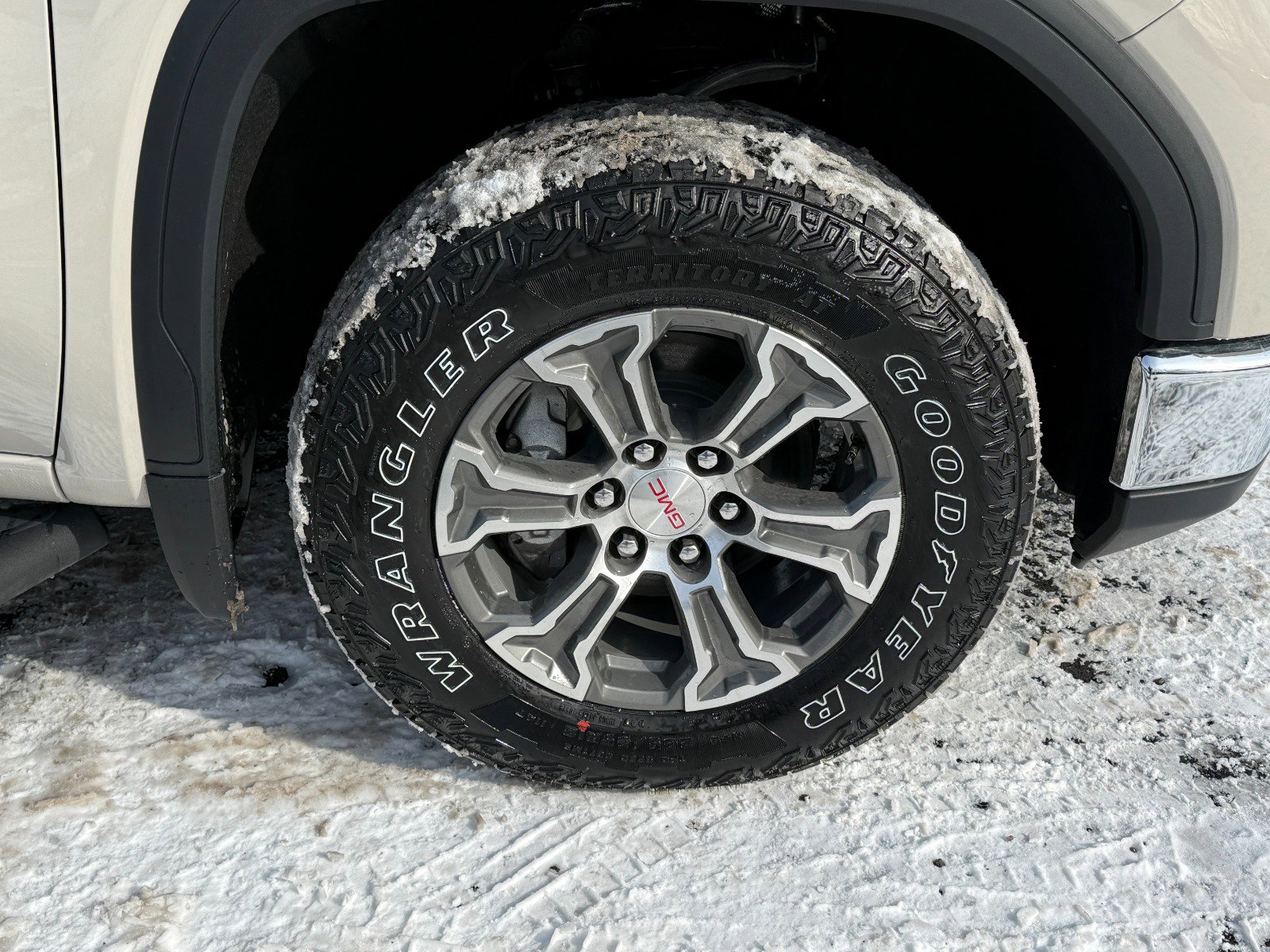 New 2026 GMC Sierra 1500 SLE w/ Max Trailering Package image 12