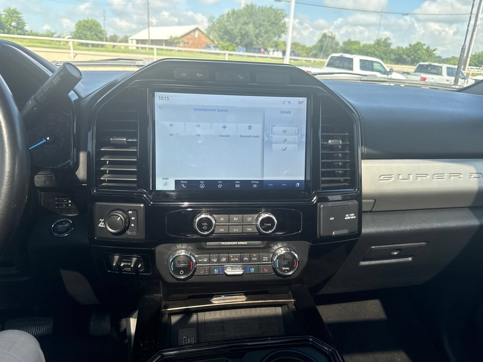 Used 2022 Ford F250 Lariat w/ Black Appearance Package AWD/4WD image 14