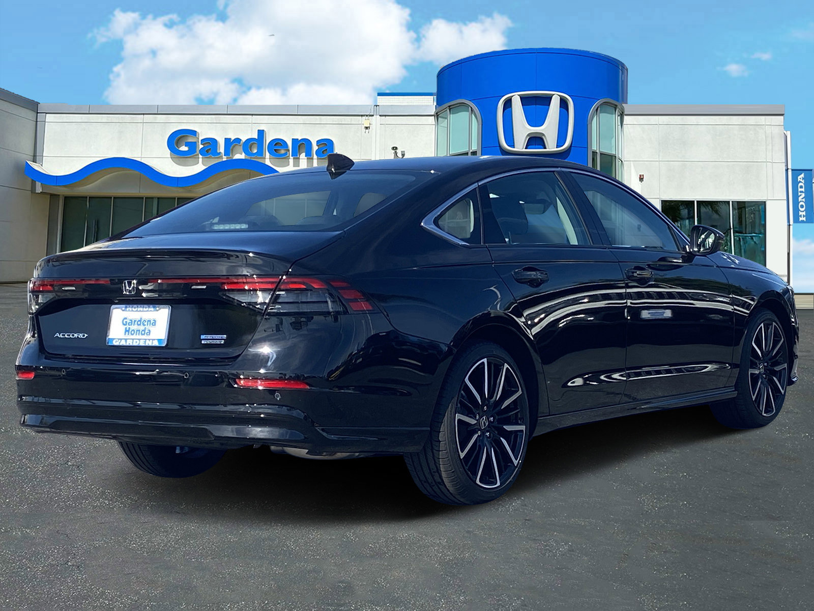 Used 2025 Honda Accord Touring image 6