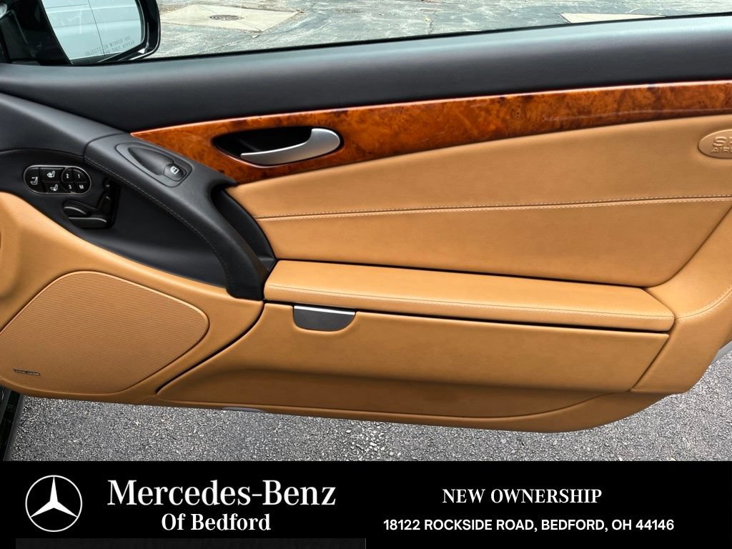 Used 2011 Mercedes-Benz SL 550 image 18