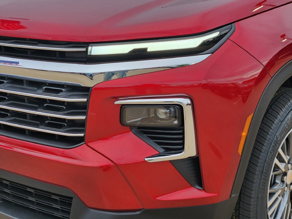 New 2026 Chevrolet Traverse LT w/ Driver Confidence Package FWD image 6