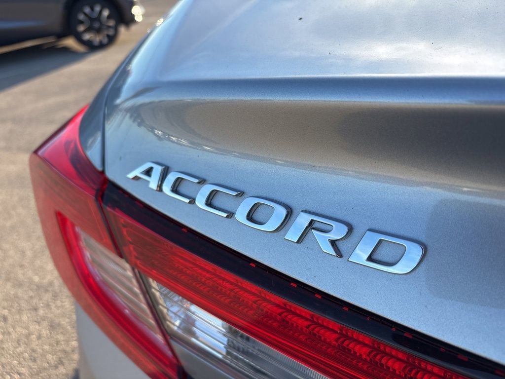 Used 2018 Honda Accord LX image 4