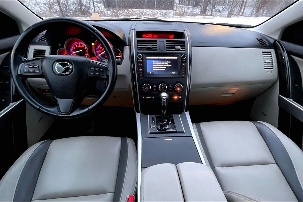 Used 2011 MAZDA CX-9 Grand Touring w/ Moonroof & Bose Audio Pkg image 14