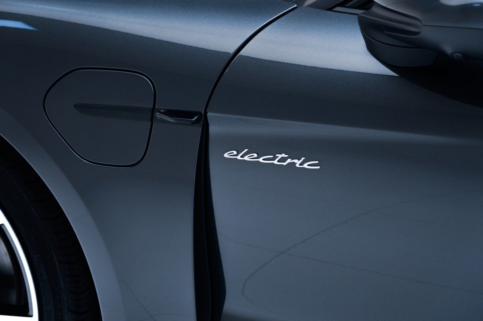 New 2026 Porsche Taycan image 13