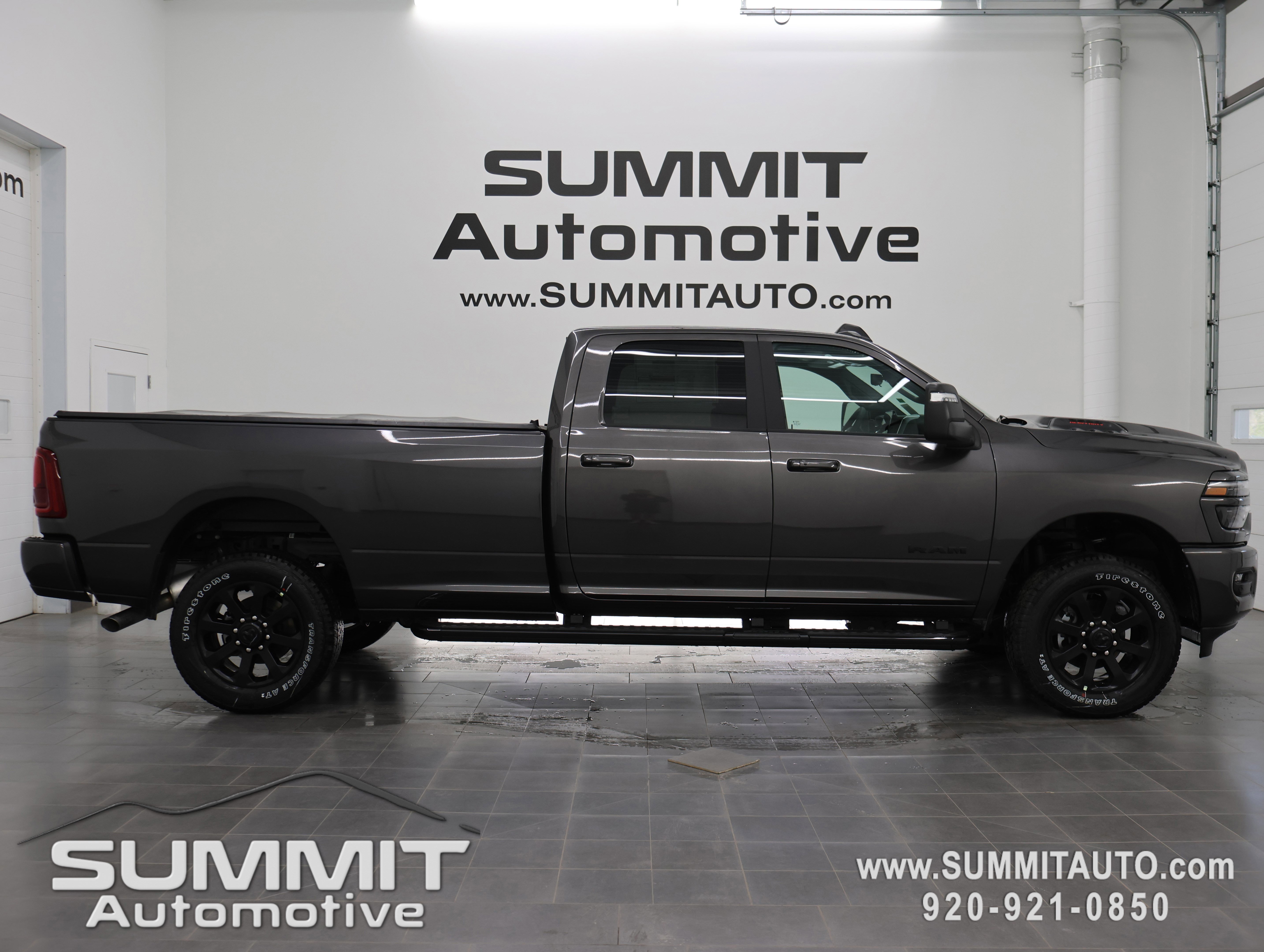 New 2026 RAM 2500 Laramie AWD/4WD 360° Tour