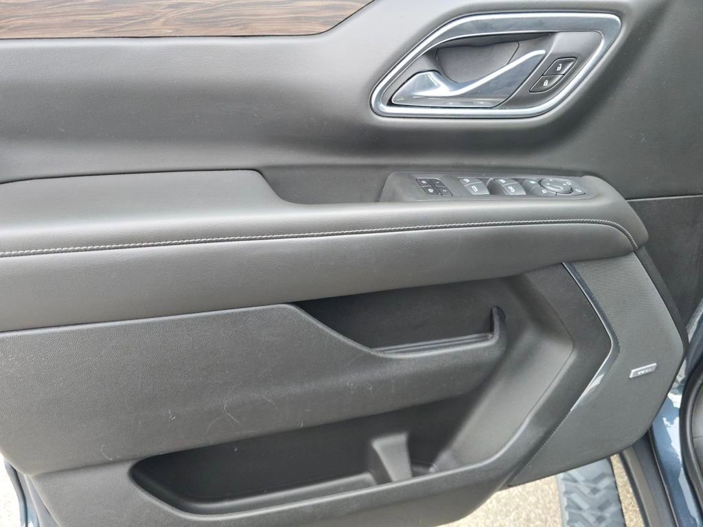 Used 2021 Chevrolet Tahoe Z71 w/ Luxury Package image 10