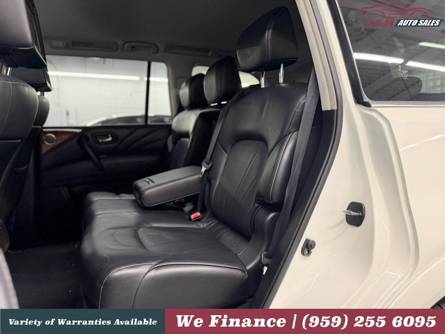Used 2017 INFINITI QX80 4WD w/ Deluxe Technology Package image 34