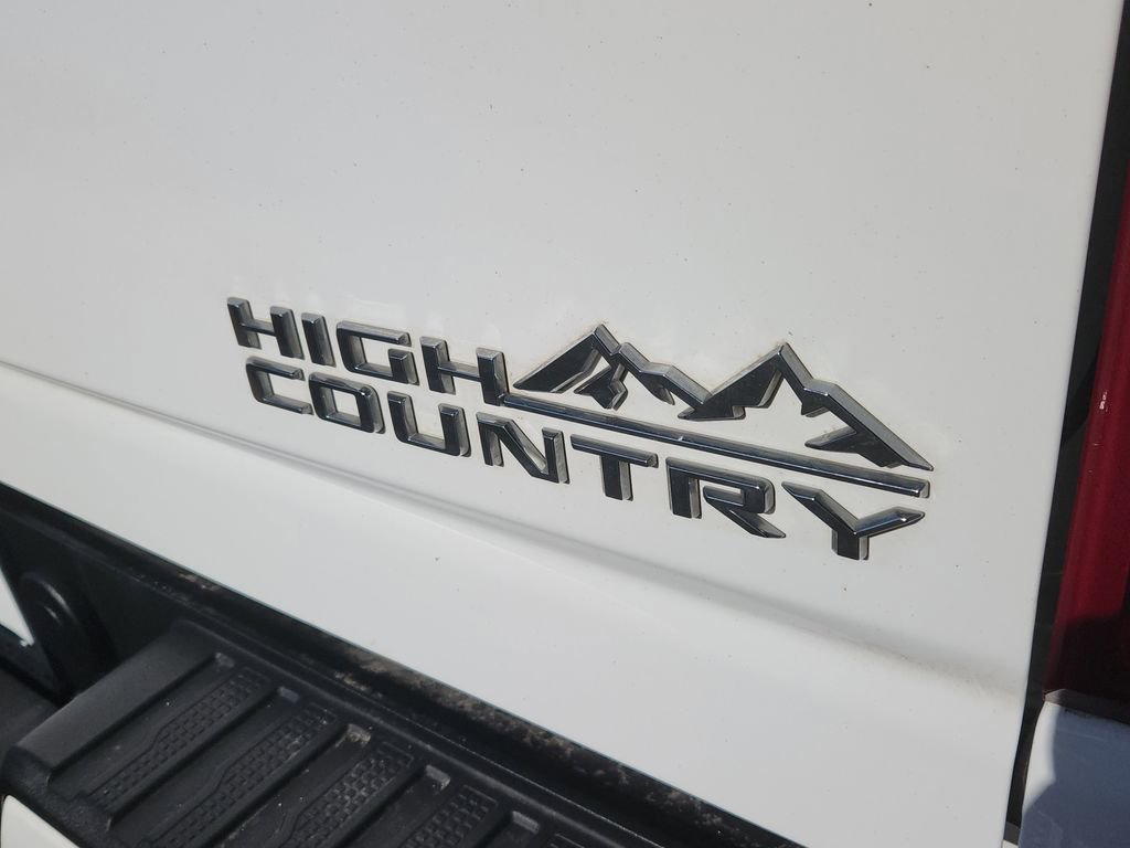 Used 2021 Chevrolet Silverado 3500 High Country w/ Z71 Off-Road Package image 15