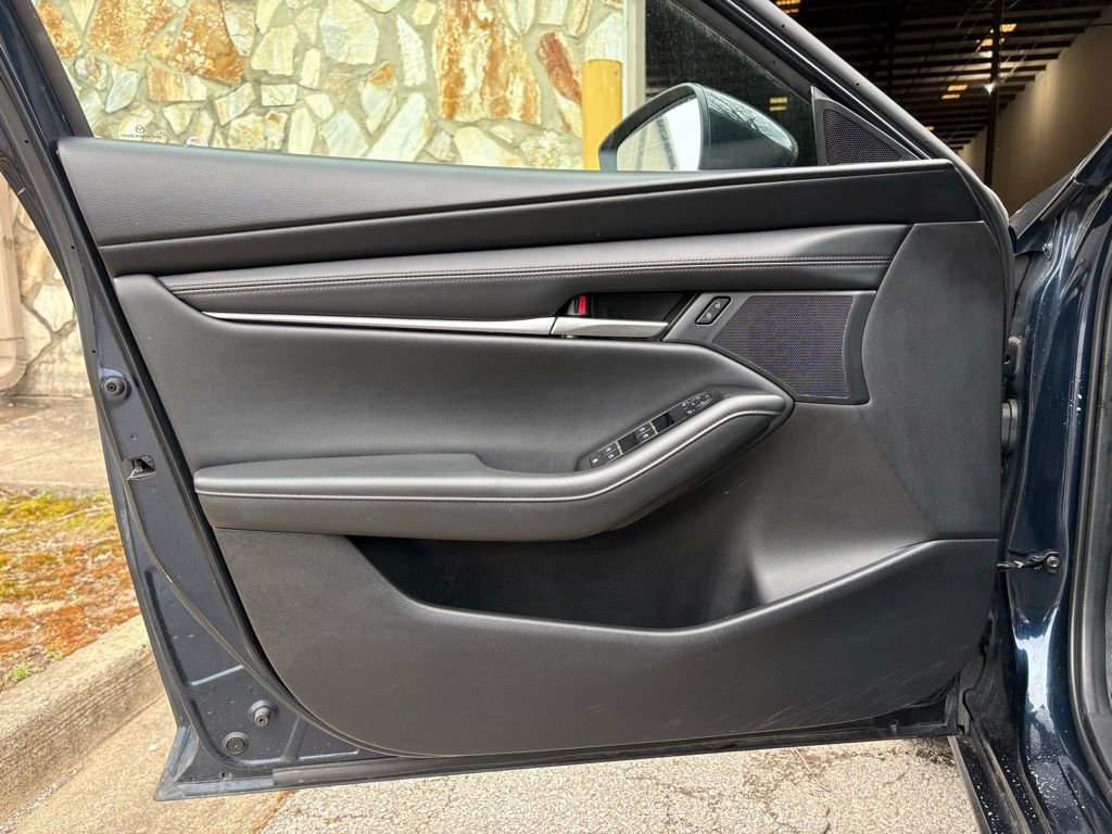 Used 2024 MAZDA MAZDA3 s FWD image 19