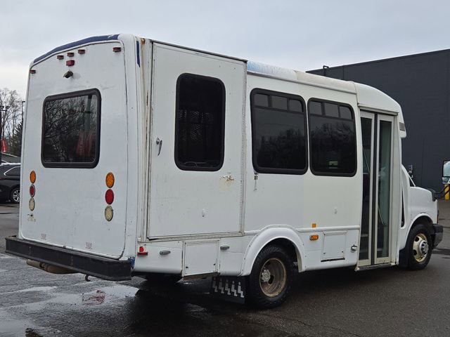 Used 2013 Chevrolet Express 3500 w/ Shuttle Bus Package RWD image 24