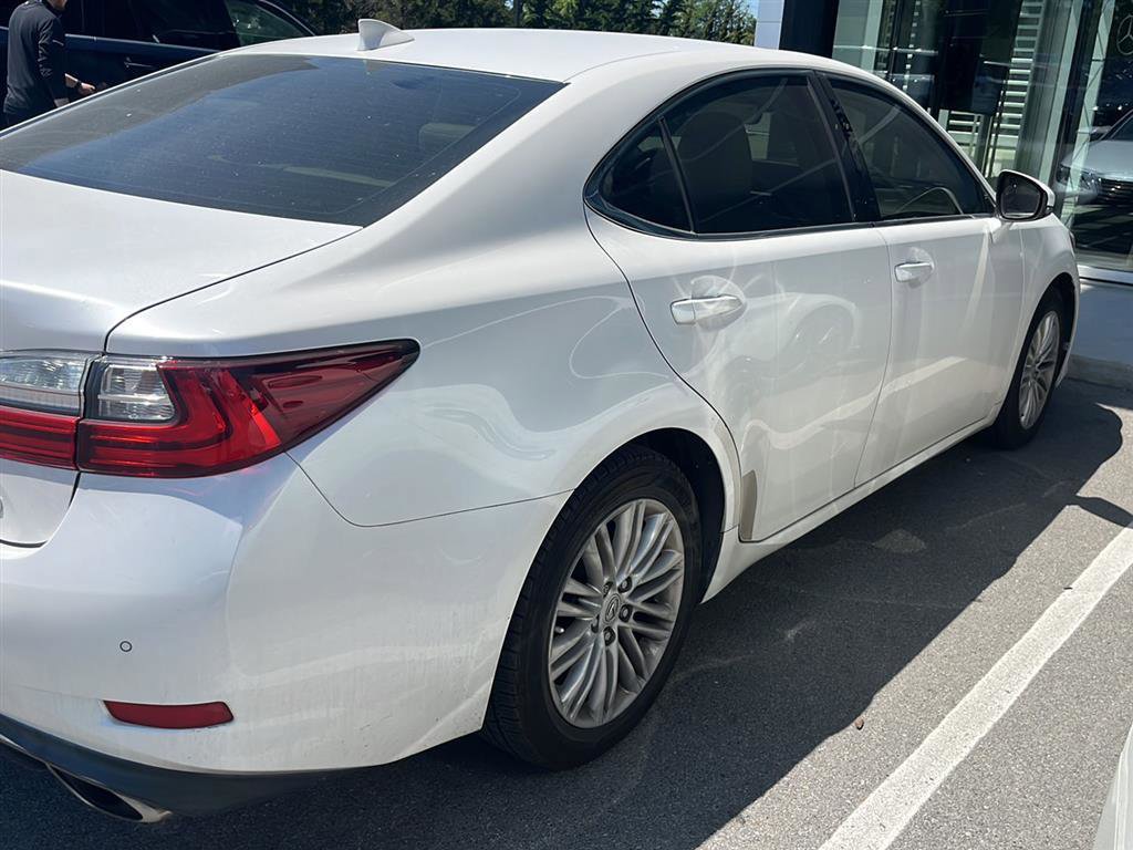 Used 2017 Lexus ES 350 w/ Premium Package FWD image 8