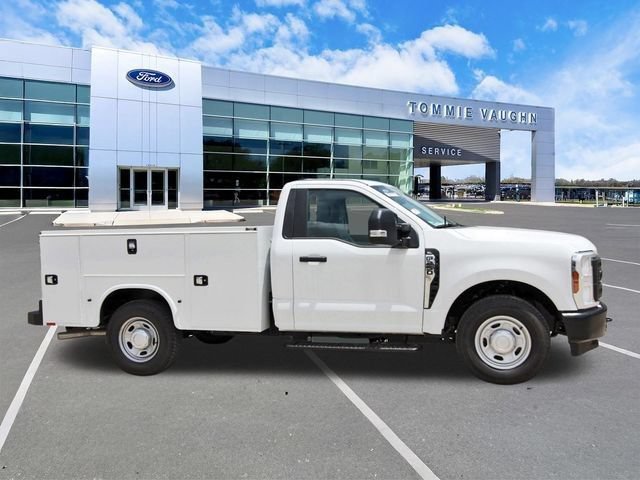 New 2026 Ford F250 XL RWD image 5