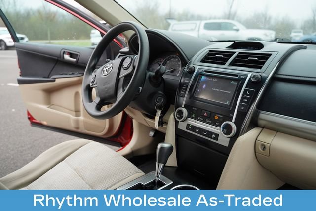 Used 2012 Toyota Camry LE image 26