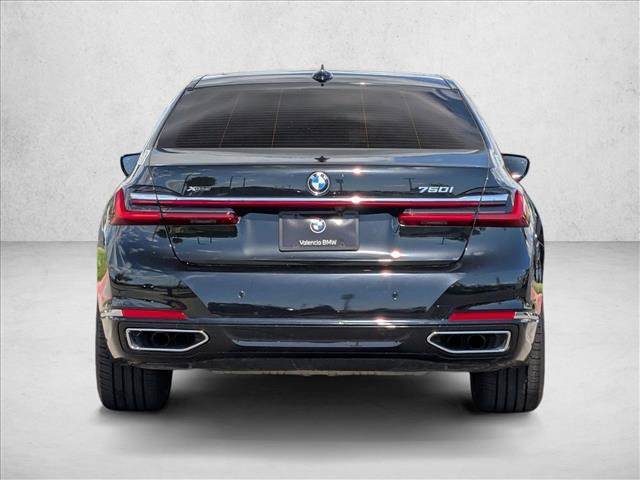 Used 2022 BMW 750i xDrive AWD/4WD image 7