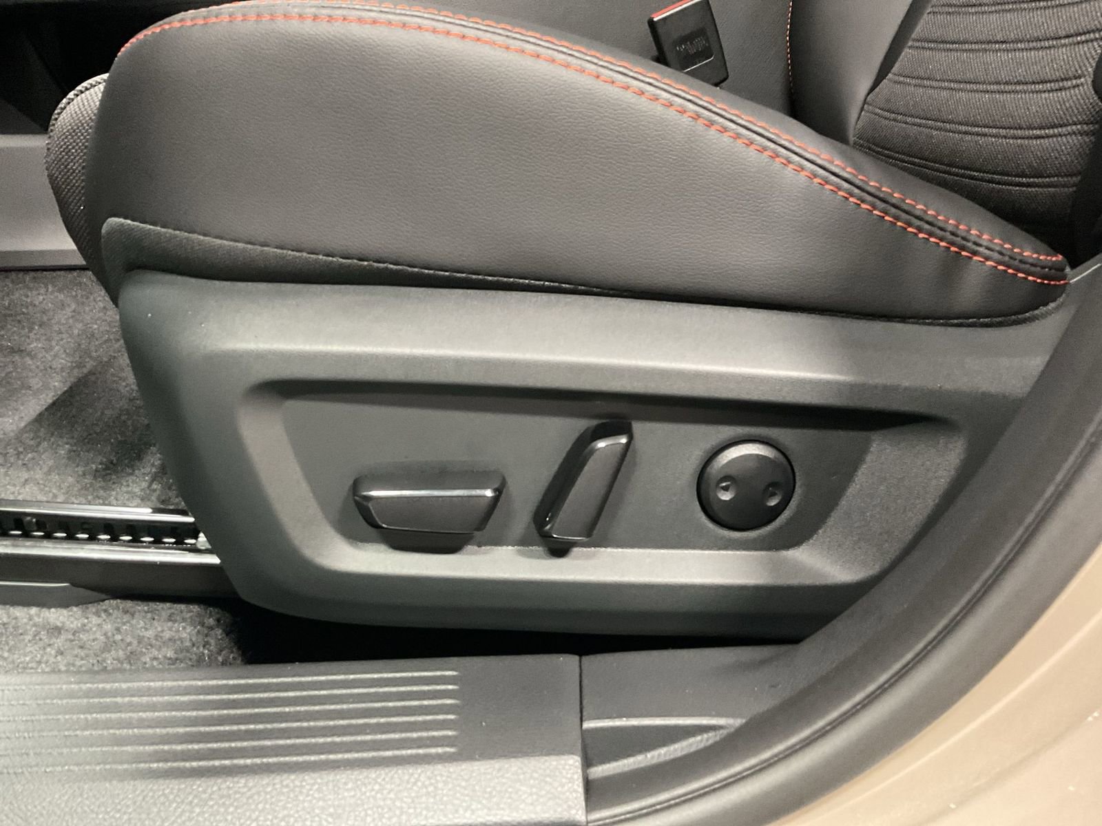 New 2026 Nissan Rogue SV w/ Rock Creek Premium Package image 26