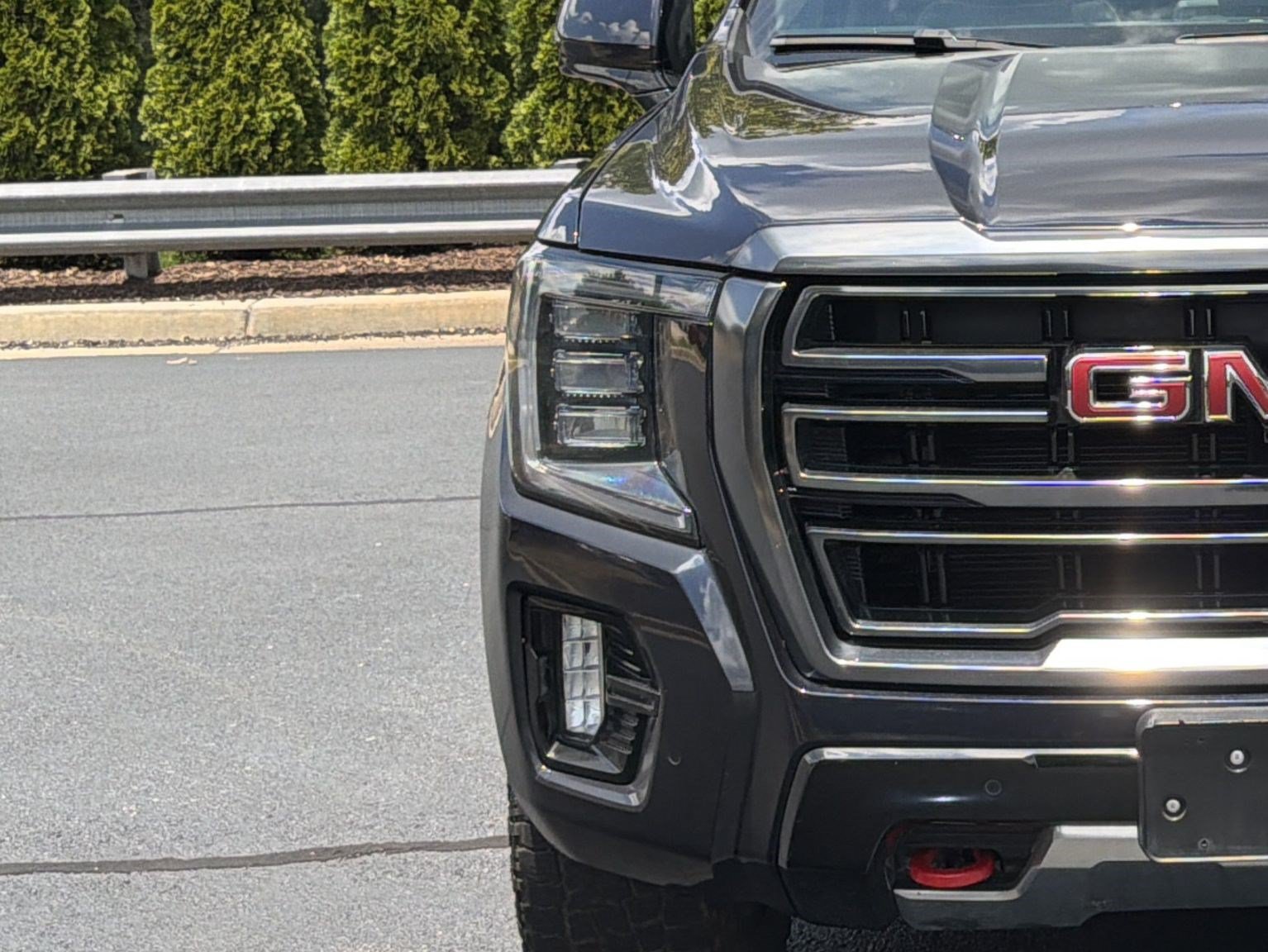 Used 2023 GMC Yukon AT4 w/ AT4 Premium Package AWD/4WD image 20