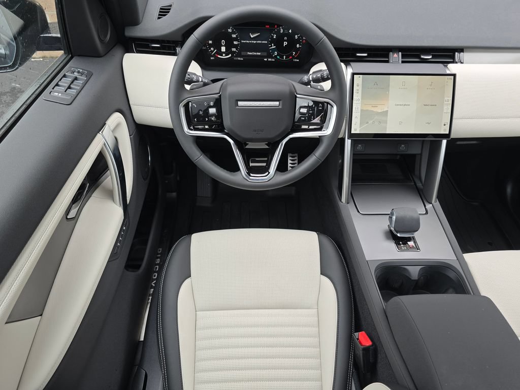 New 2025 Land Rover Discovery Sport Dynamic SE AWD/4WD image 25