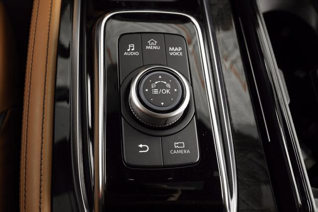 Used 2024 INFINITI QX80 Sensory image 32