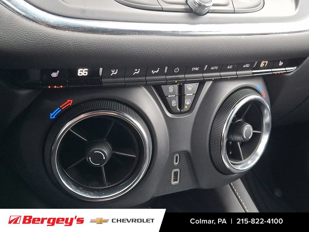 Used 2024 Chevrolet Blazer LT w/ Convenience Package FWD image 18