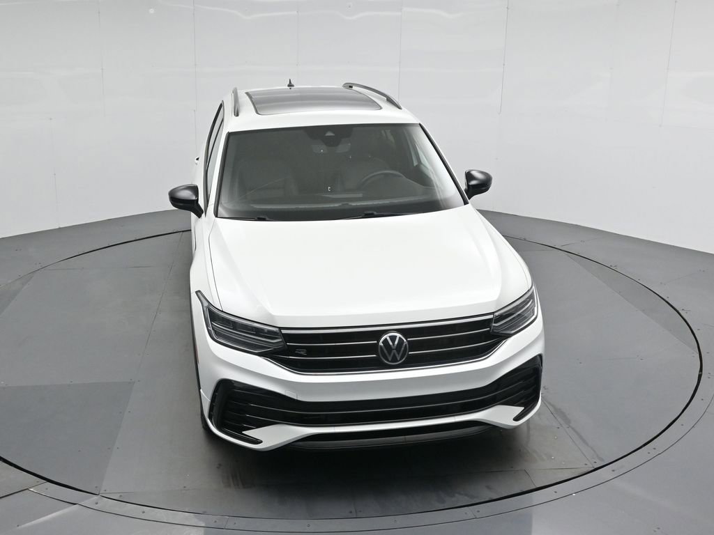 Used 2022 Volkswagen Tiguan SE R-Line FWD image 36