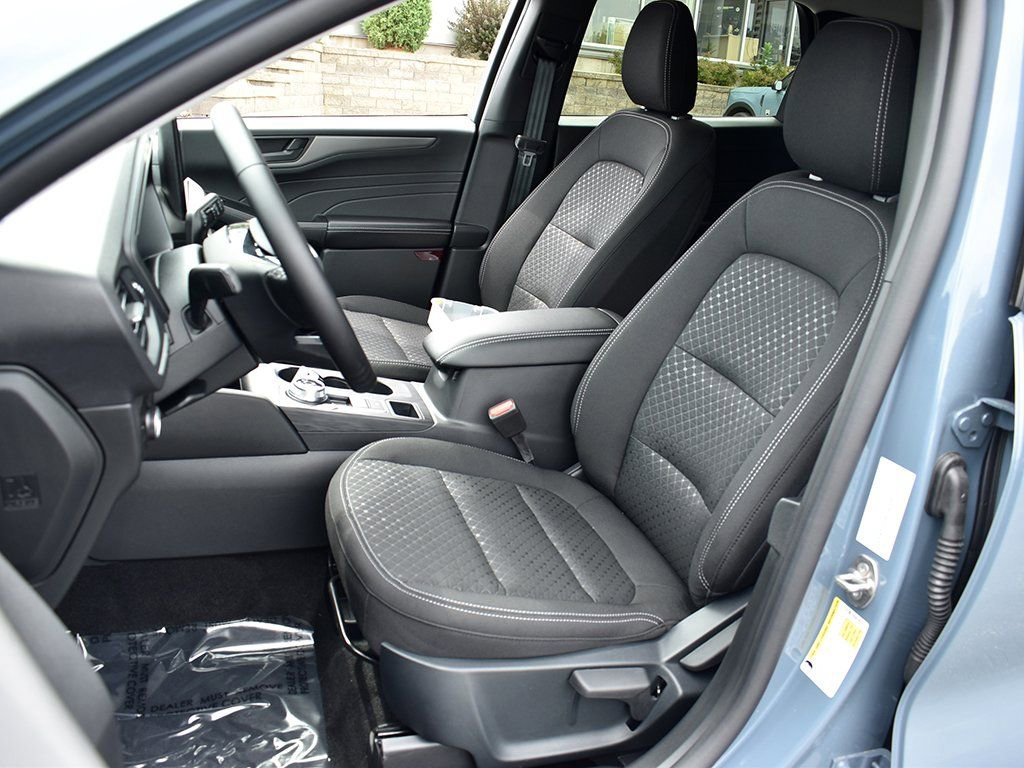 New 2025 Ford Escape Active w/ Tech Pack #1 image 5