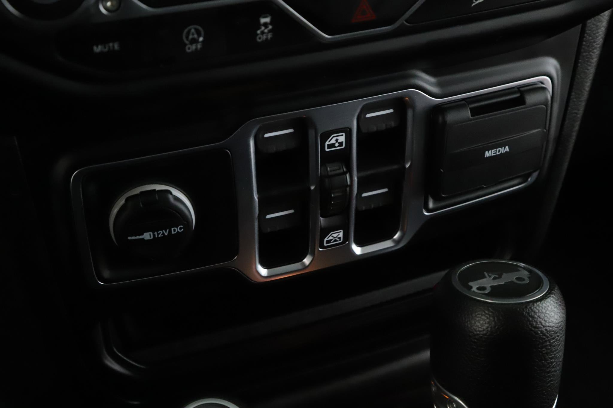 Used 2020 Jeep Wrangler Unlimited Sport S AWD/4WD image 14
