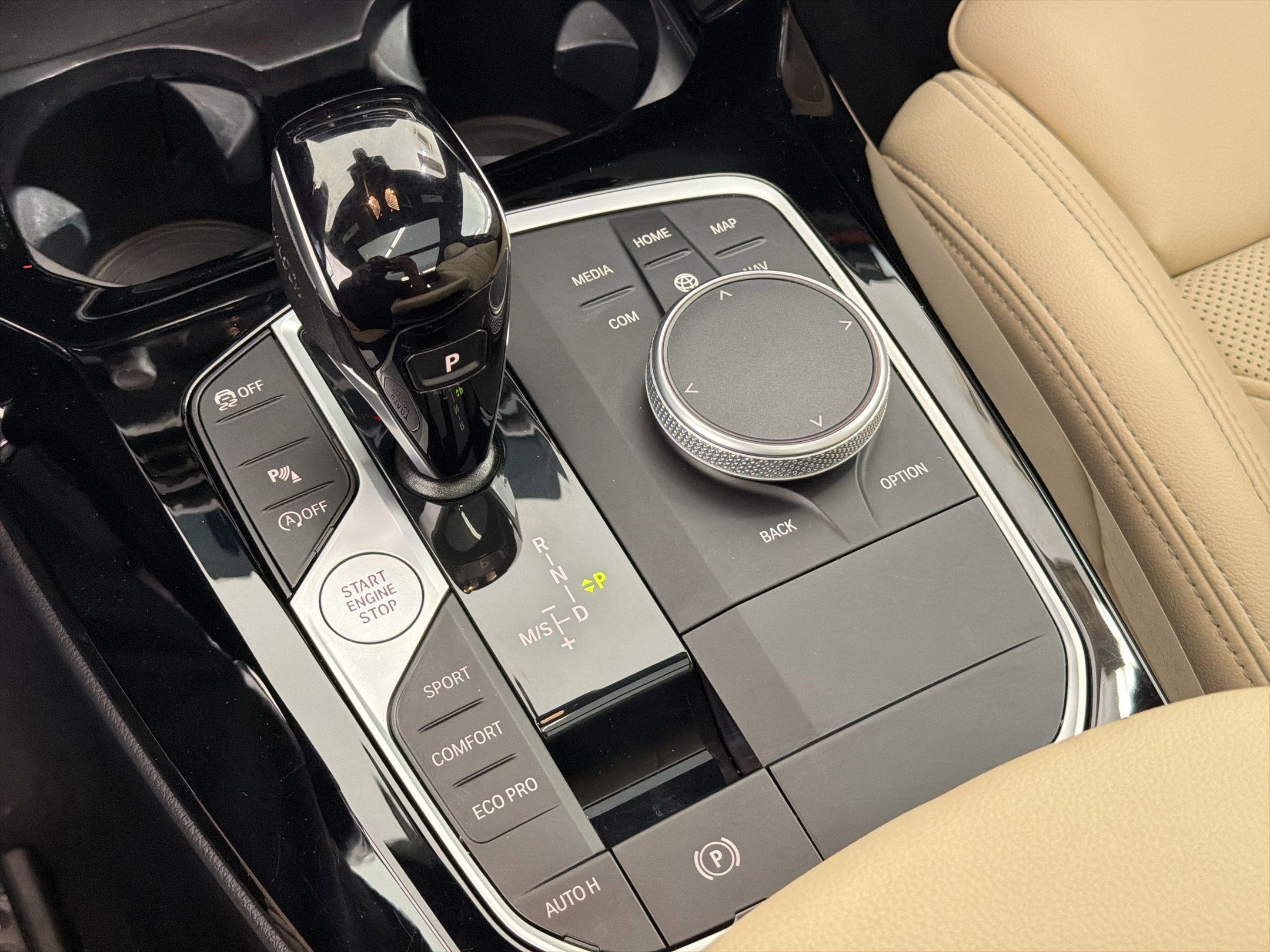 Used 2023 BMW X3 sDrive30i w/ Premium Package image 17