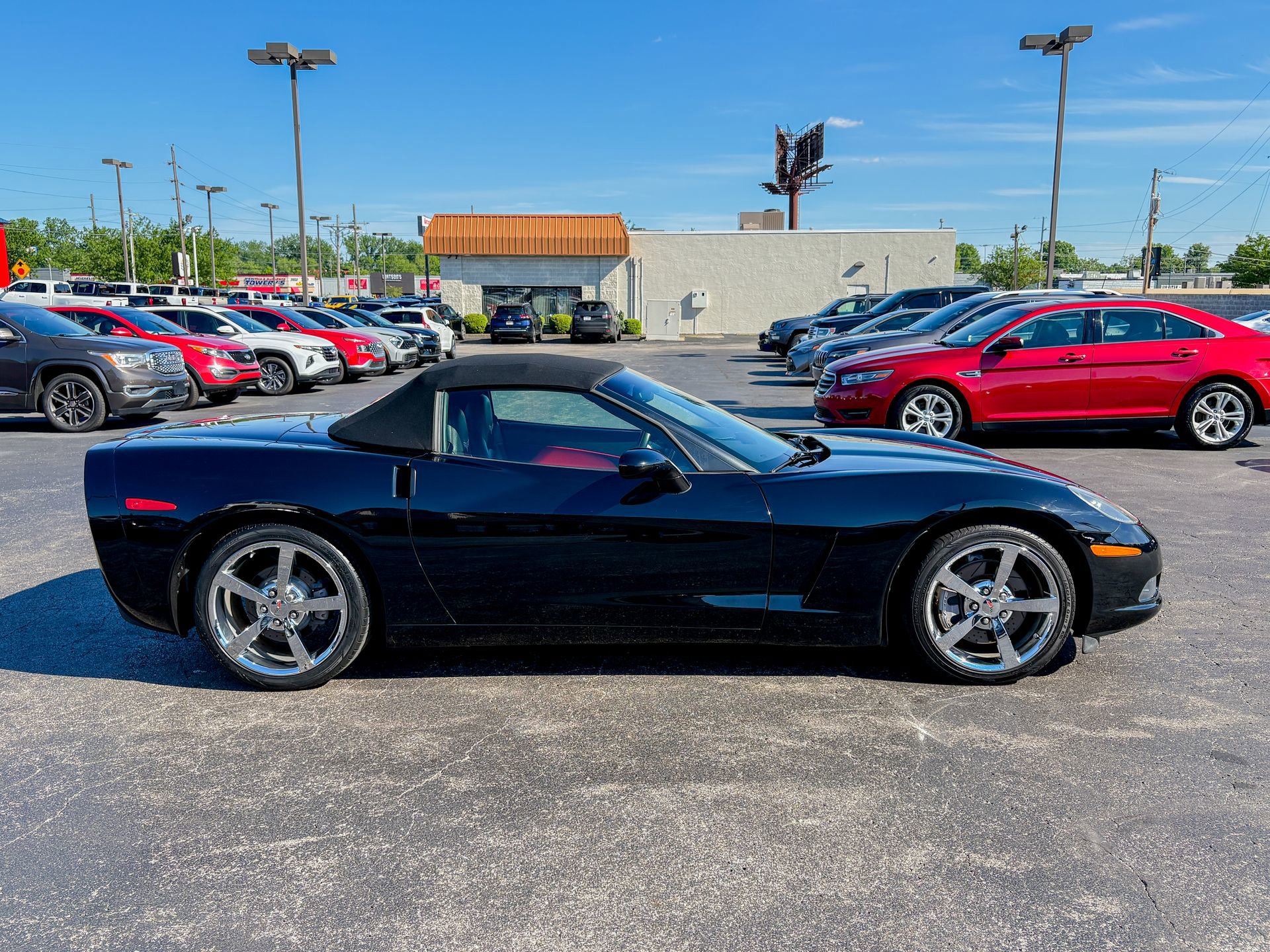 Used 2010 Chevrolet Corvette Convertible w/ Preferred Equipment Group RWD image 15
