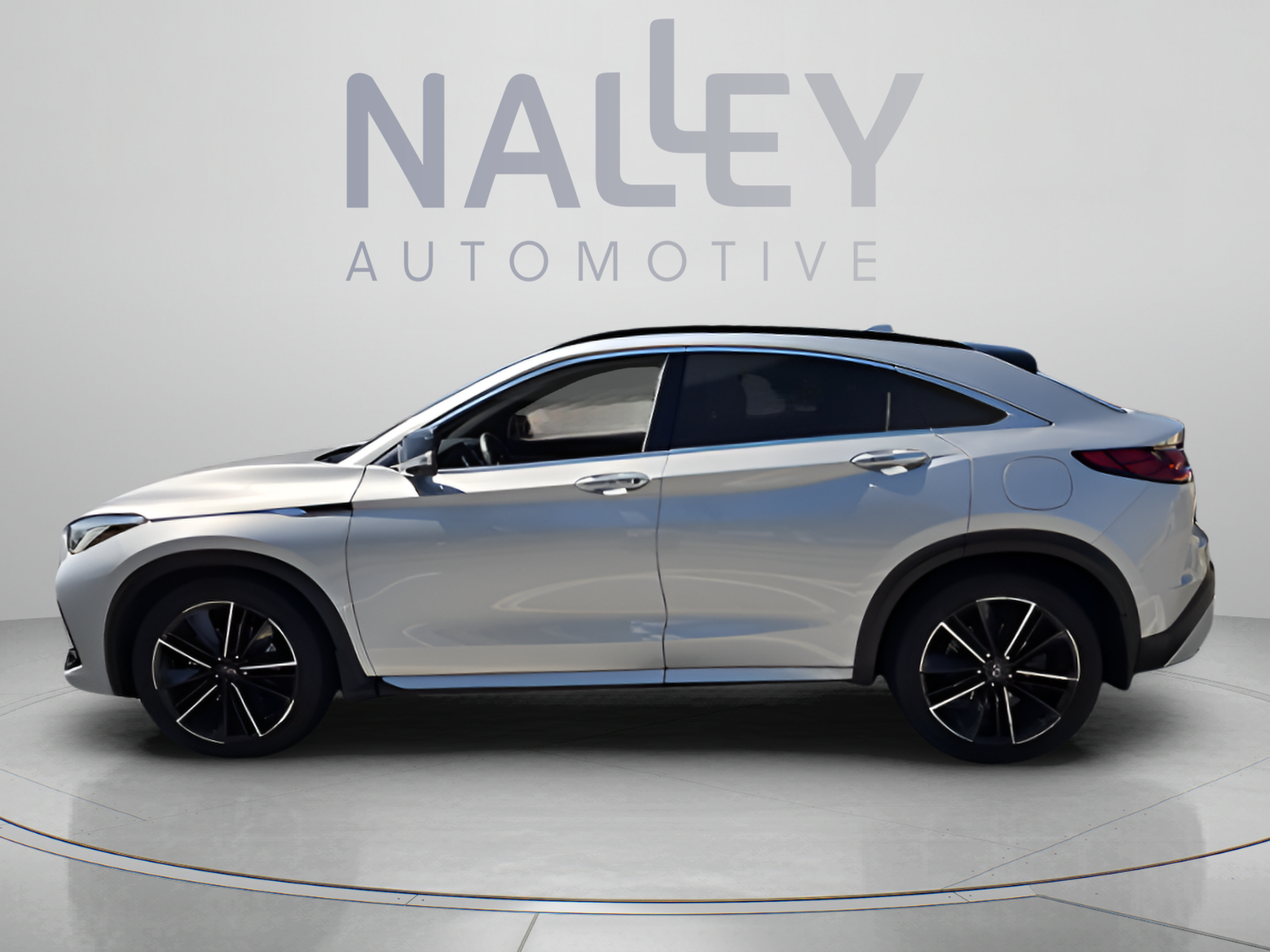 Used 2022 INFINITI QX55 Sensory w/ Lighting Package AWD/4WD image 2