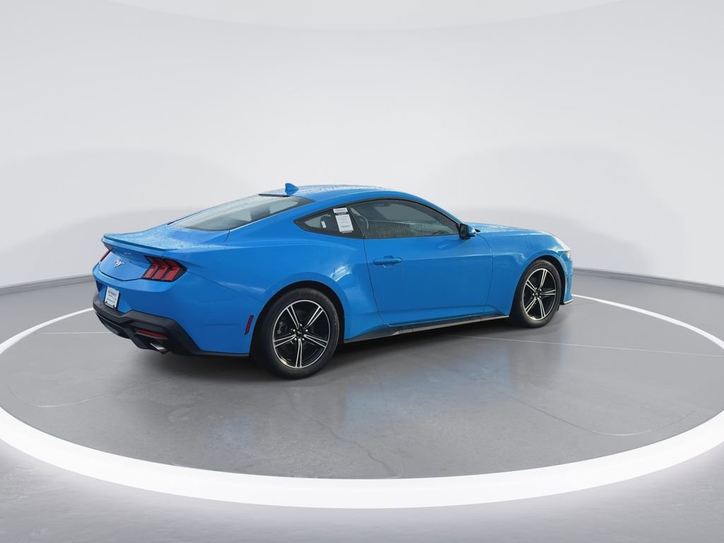 Used 2024 Ford Mustang Premium image 8