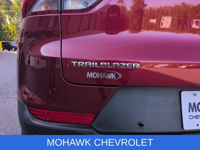 Certified 2021 Chevrolet TrailBlazer LT w/ Convenience Package FWD image 38