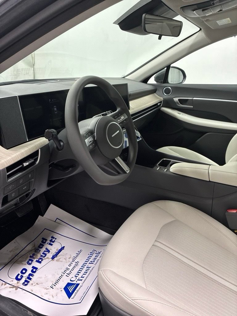 New 2026 Hyundai Sonata Blue FWD image 10