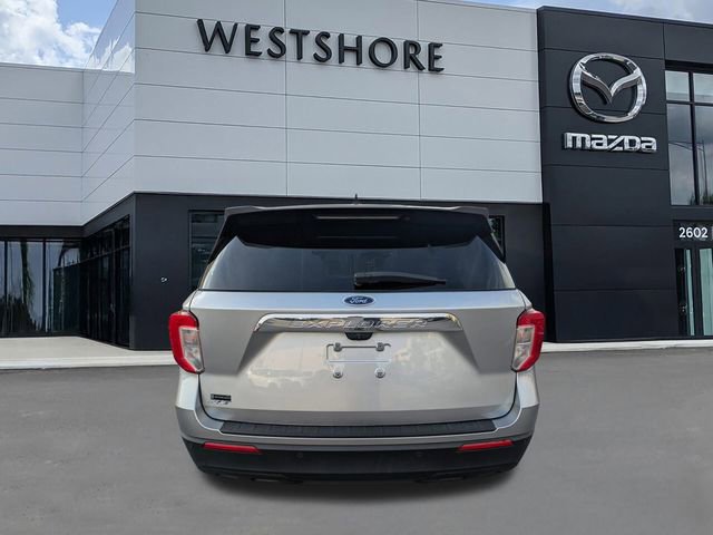 Used 2022 Ford Explorer XLT image 4
