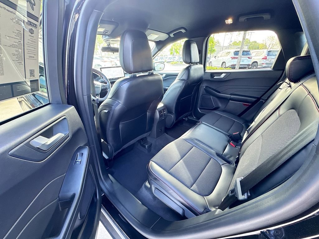 Used 2024 Ford Escape ST-Line w/ Tech Pack #1 image 32