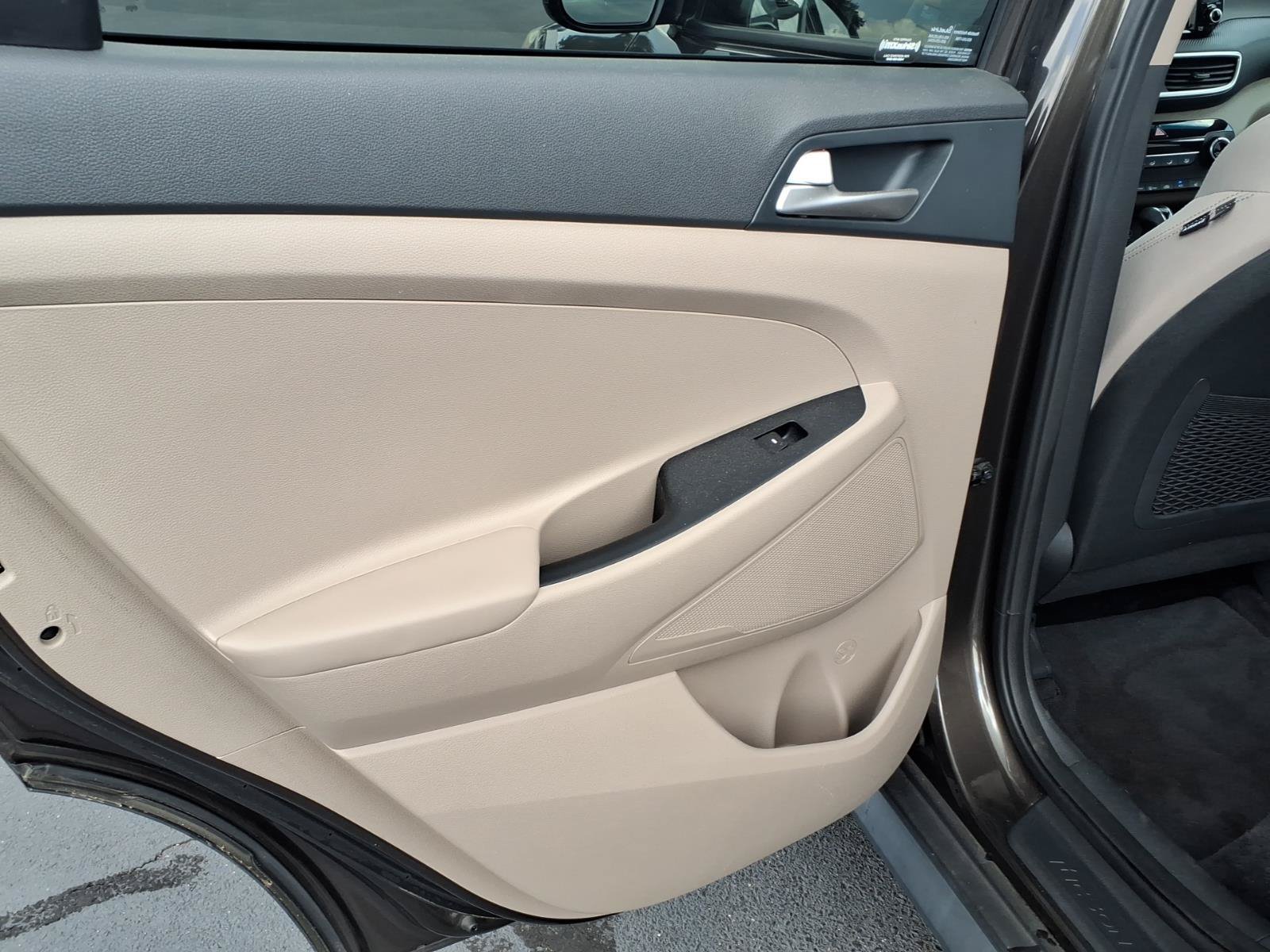 Used 2020 Hyundai Tucson Value AWD/4WD image 18