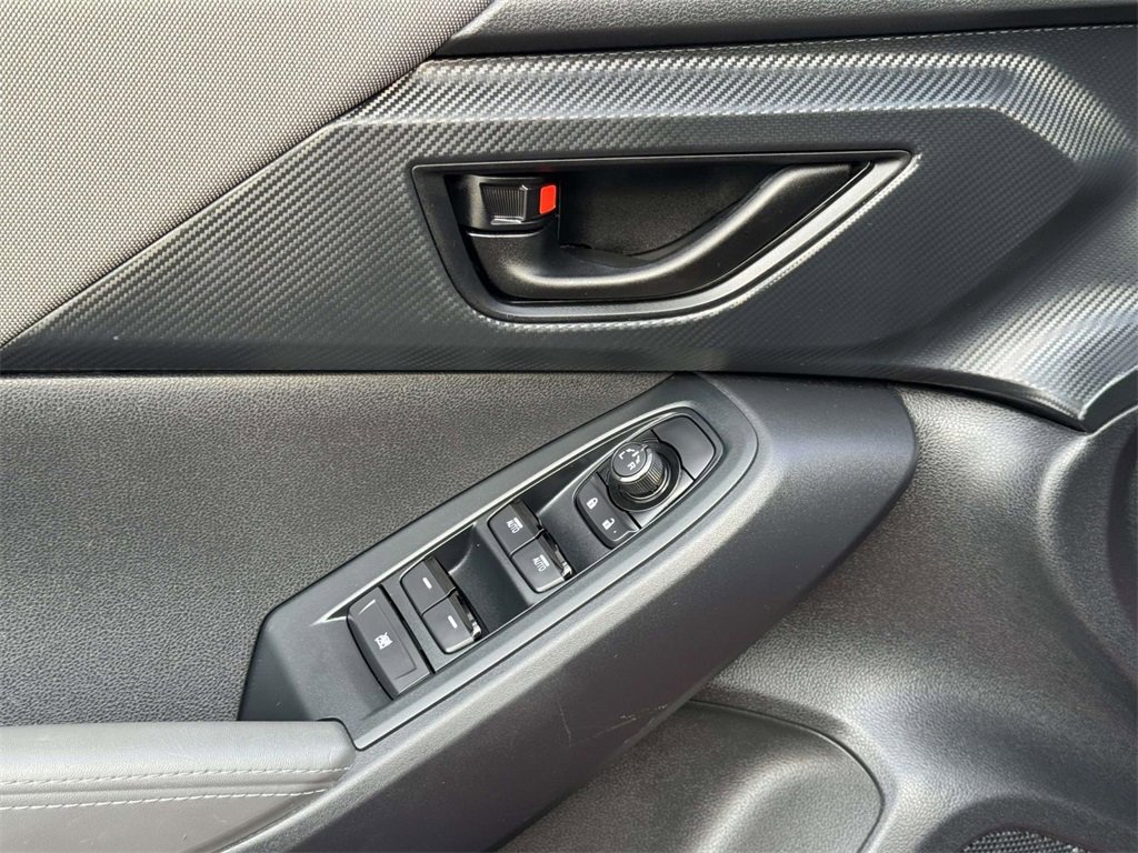 Used 2024 Subaru Crosstrek 2.0i Premium image 18