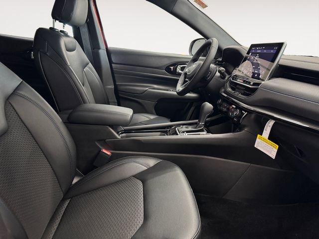 New 2026 Jeep Compass Latitude w/ Quick Order Package 29K AWD/4WD image 25