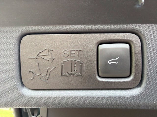 Used 2023 Ford Mustang Mach-E Premium AWD/4WD image 10