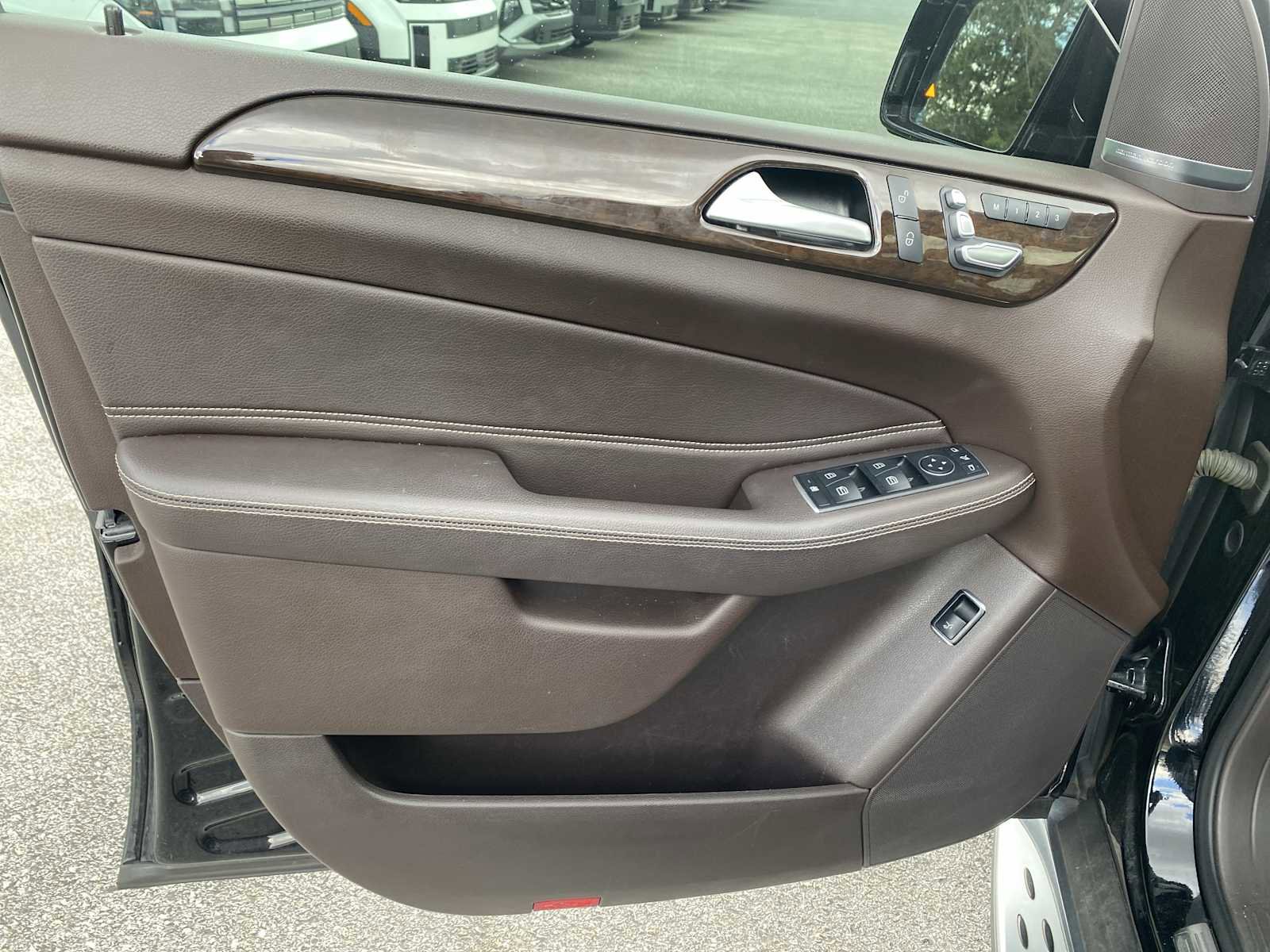 Used 2018 Mercedes-Benz GLE 350 image 26