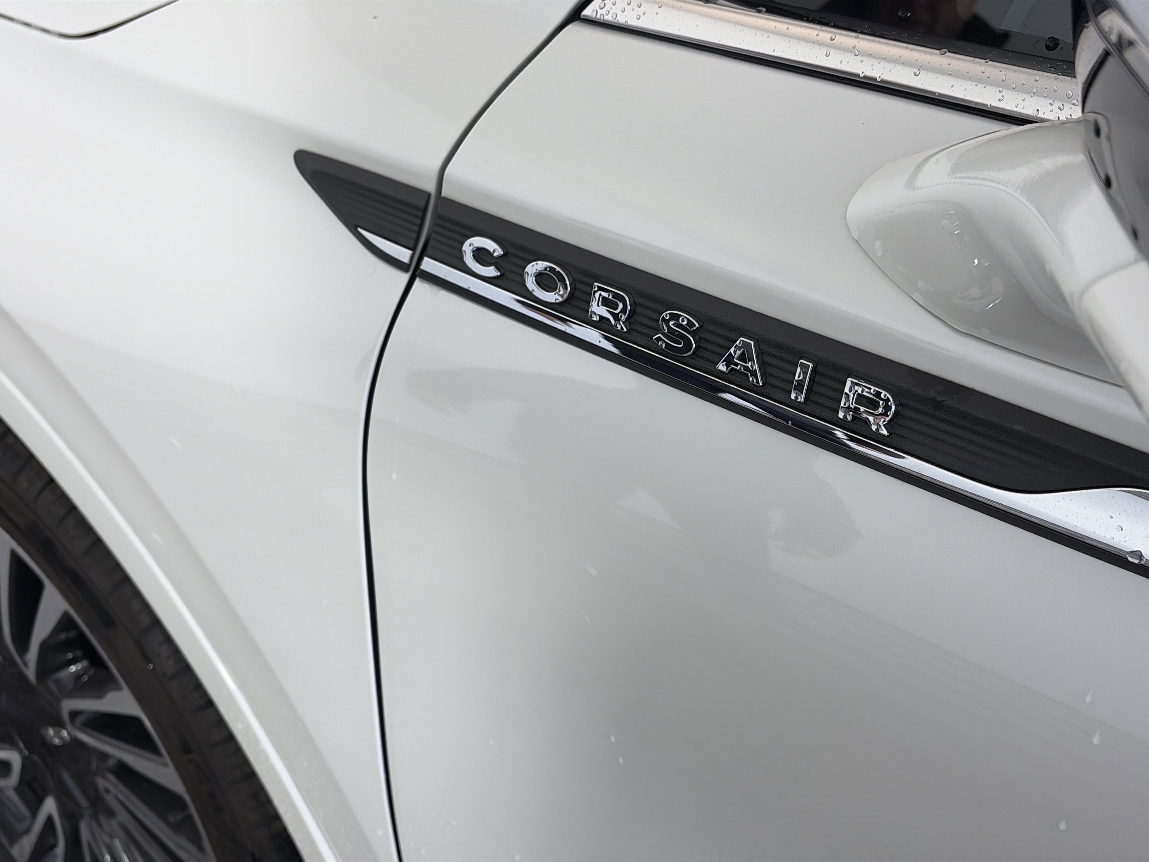 Used 2022 Lincoln Corsair Reserve w/ Sport Package image 17