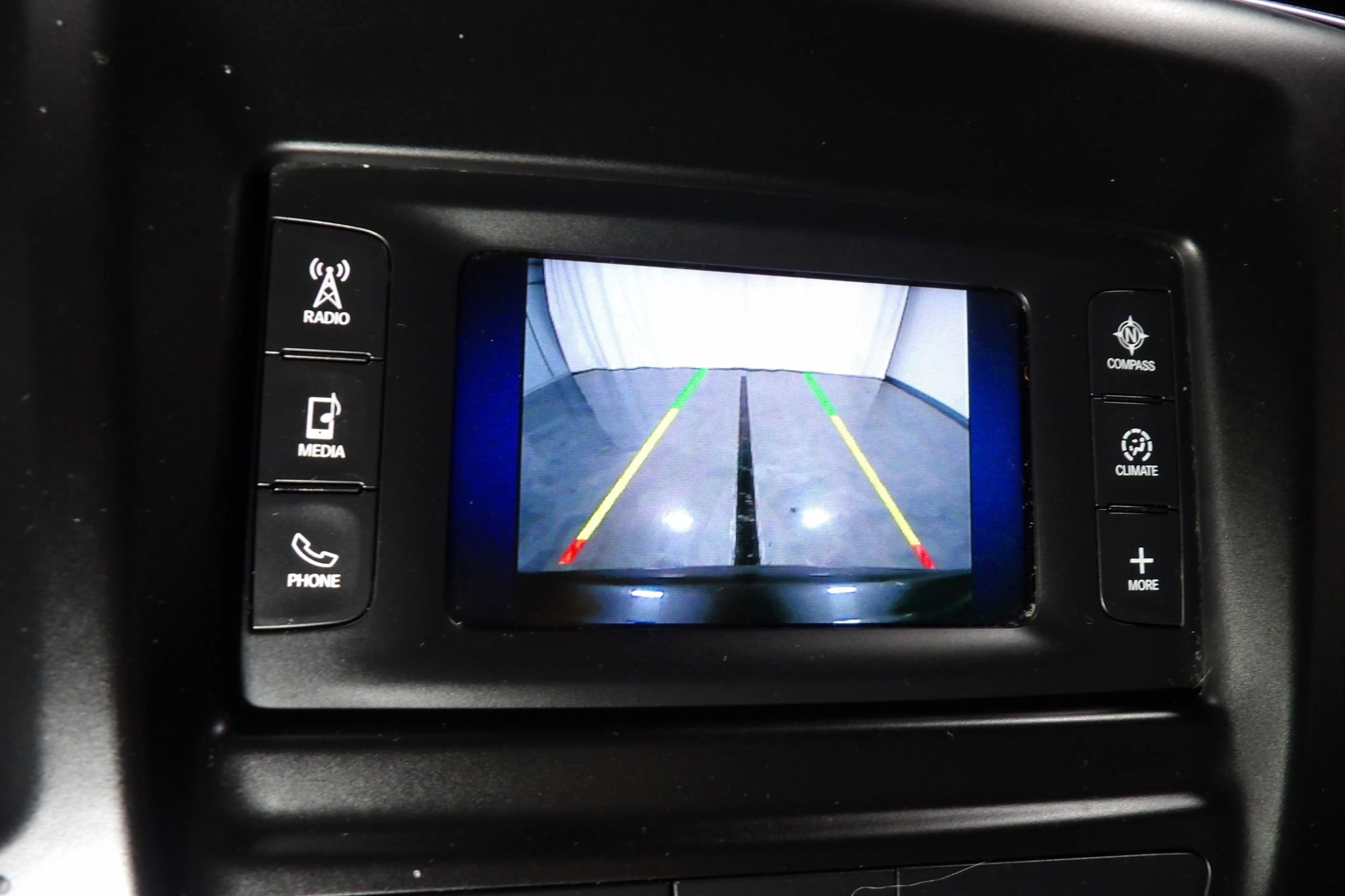 Used 2016 Chrysler 200 Limited FWD image 14