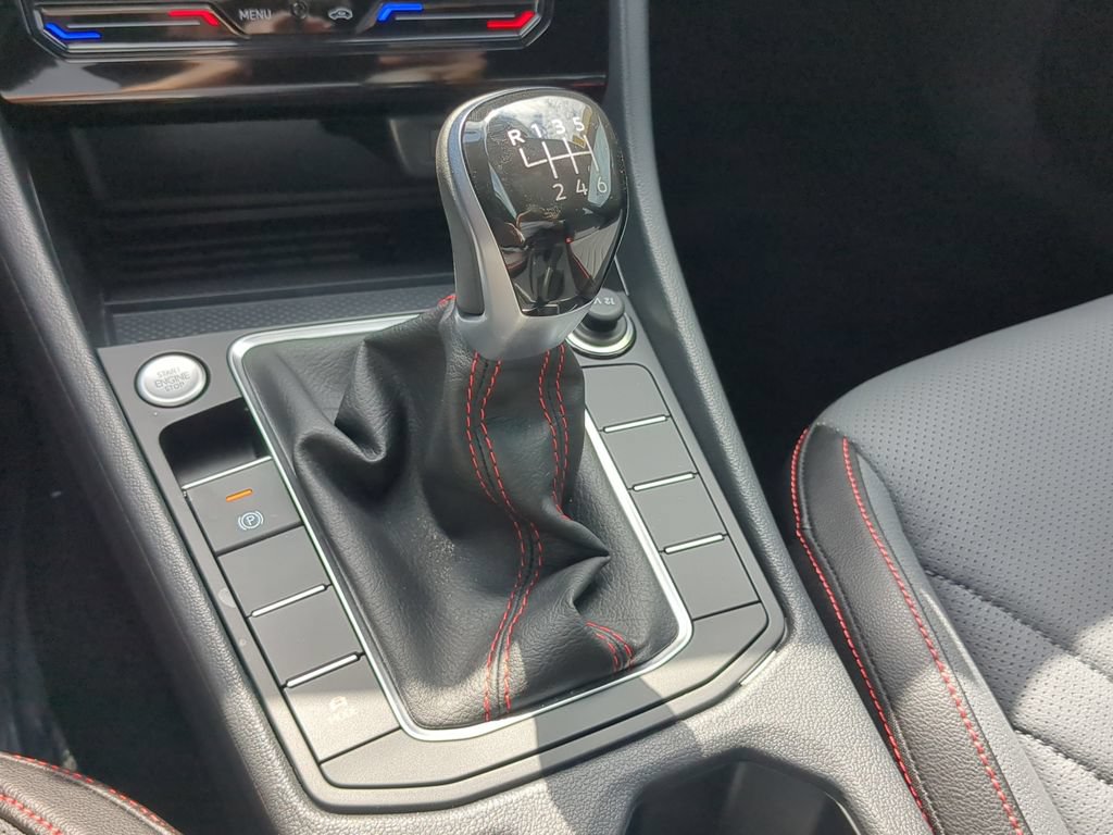 New 2026 Volkswagen Jetta GLI Autobahn FWD image 24