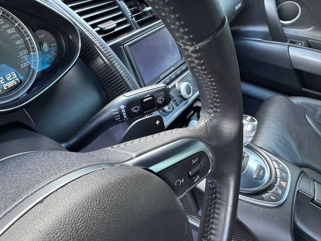 Used 2009 Audi R8 V8 image 24