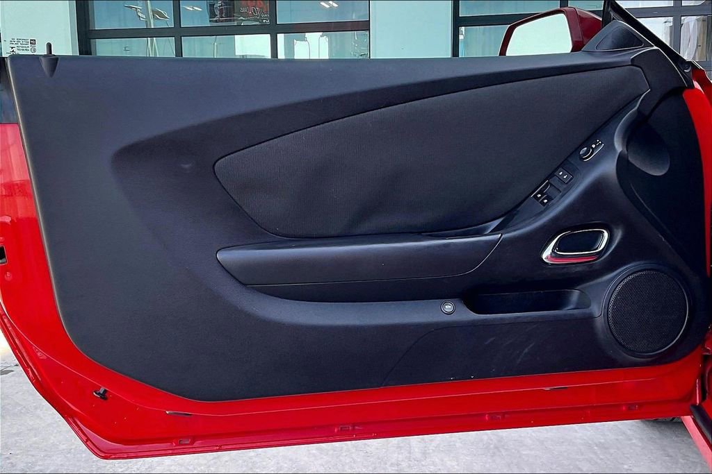 Used 2015 Chevrolet Camaro LT image 21