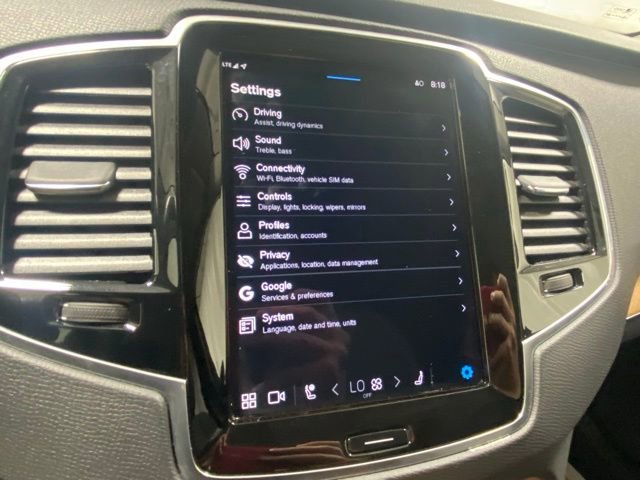 Certified 2025 Volvo XC90 B6 Ultra image 23