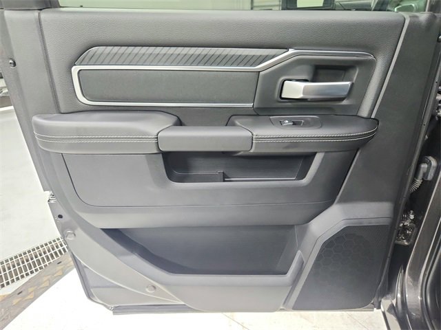 New 2025 RAM 2500 Big Horn image 38