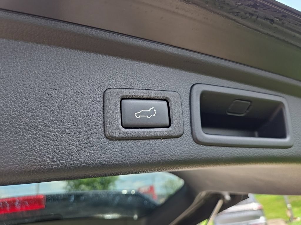 Used 2018 Subaru Forester 2.5i Premium AWD/4WD image 34